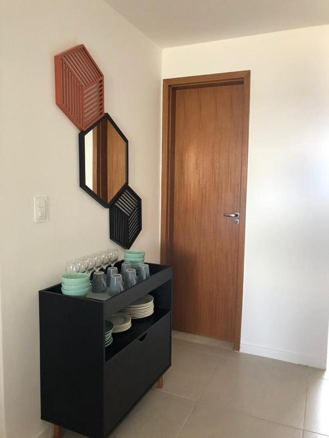 Apto Guarajuba Praia Condominio Porto Smeralda-100 Metros Da Praia Dış mekan fotoğraf